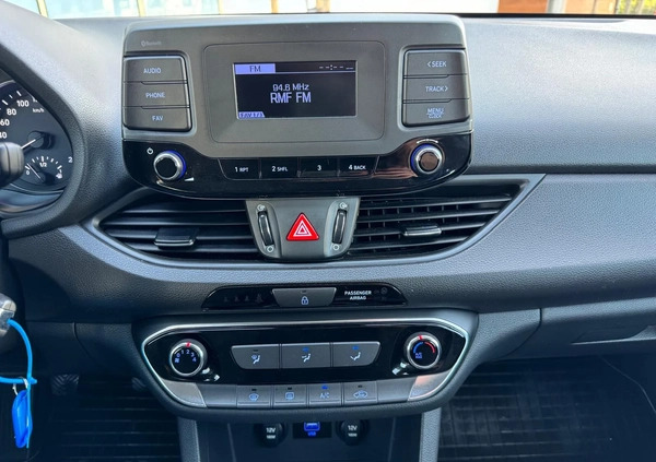 Hyundai I30 cena 54900 przebieg: 67000, rok produkcji 2020 z Gniezno małe 232